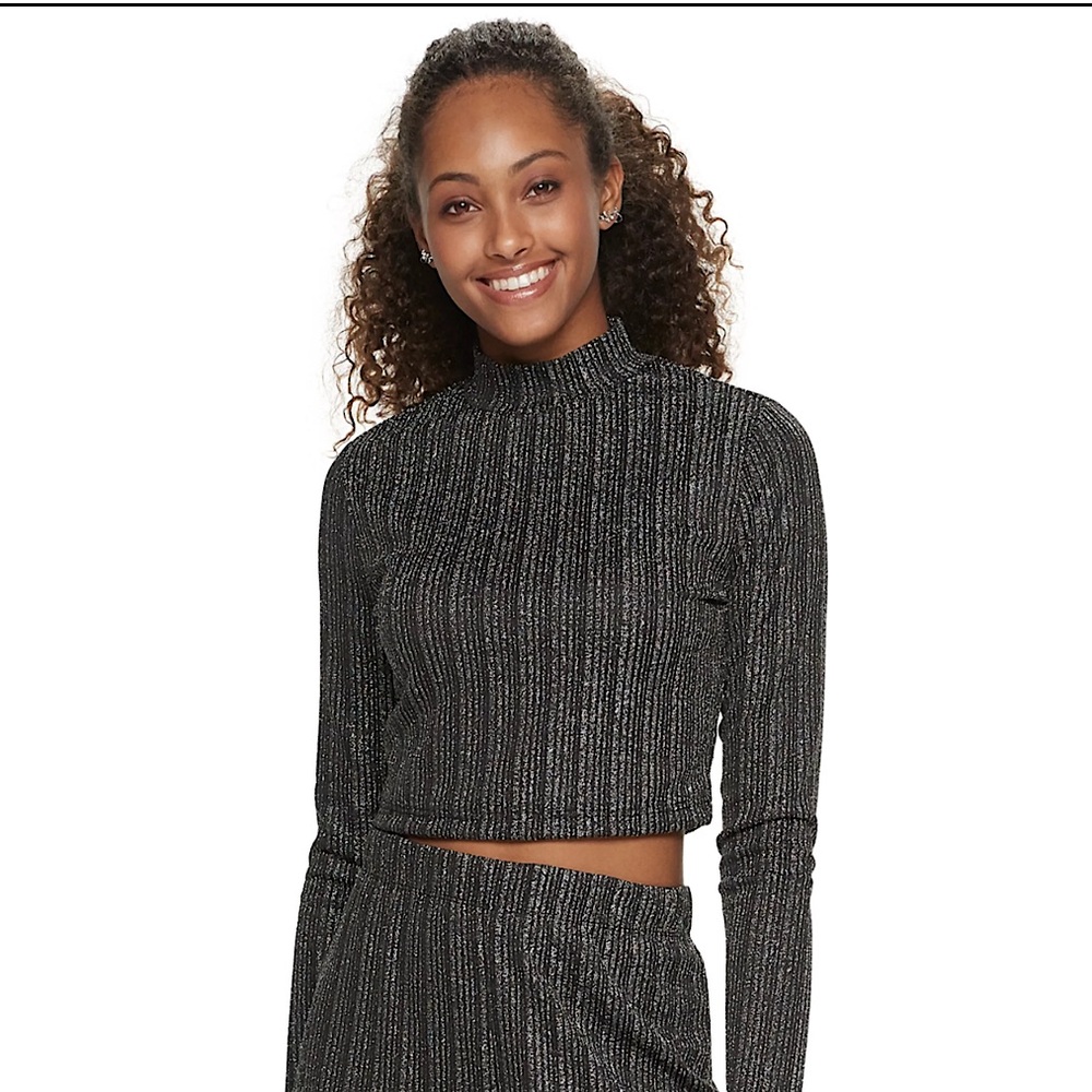 Candie's Black and Silver Glitter Top